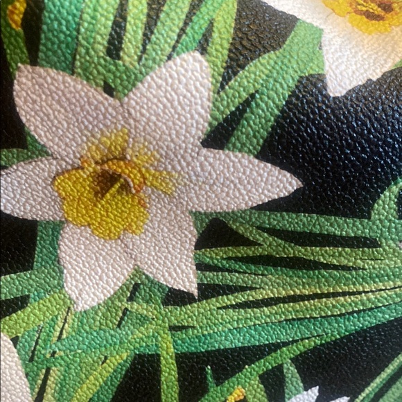 Dooney & Bourke Green and Brown Shoulder Bag with Floral Design - Picture 3 of 16